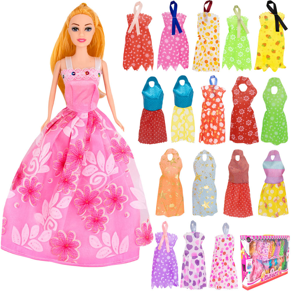 Кукла 2010YY с набором платьев в кор.